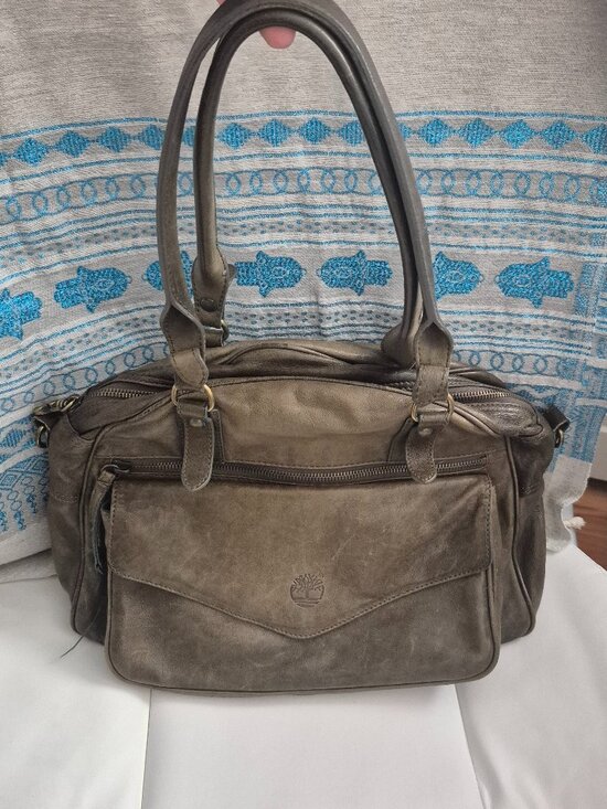 Timberland Handbags - Timberland army green purse real leather